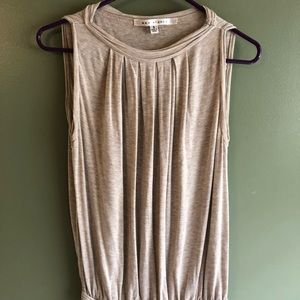 Max Studio Beige Sleeveless Top Small